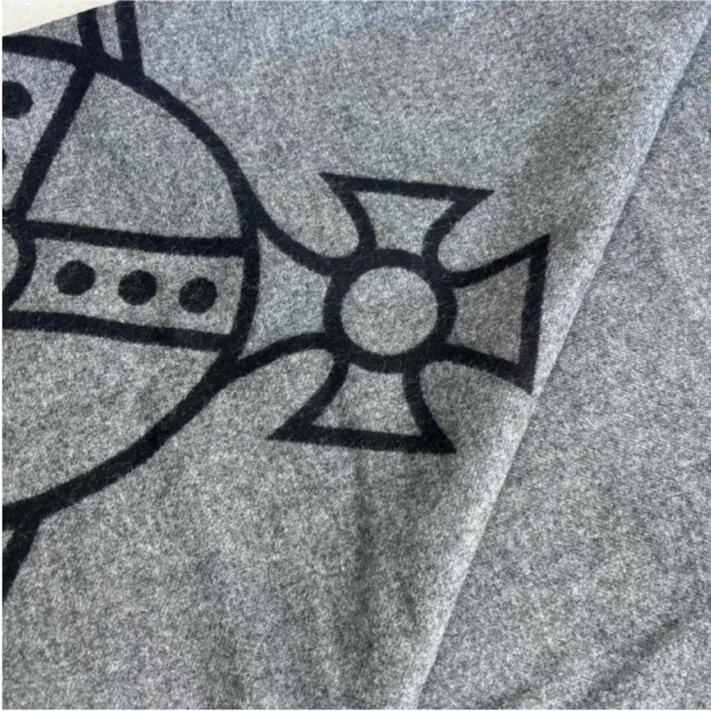 Vivienne Westwood wool scarf - Picture 6 of 9